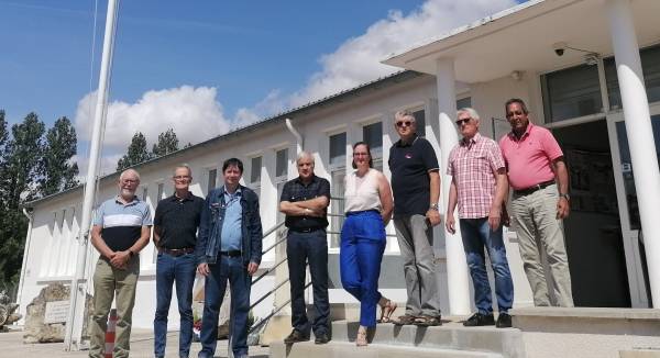 Our volunteers, from left to right Bruno, Philippe, Didier, Jean-Jacques, Marie, Dominique, Martial and Roland