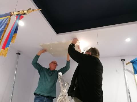 Repair of the ceiling in the flag room