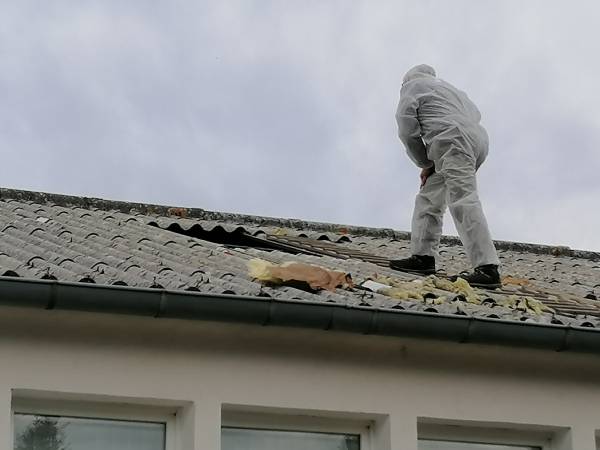 Roof opening