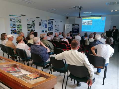 La conférence, une partie des auditeurs