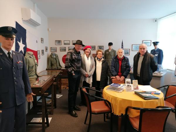 George, Betty, Françoise, Yves and Jean Jacques