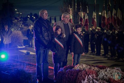 Laying the wreath of les Amis de La Martinerie ©Stéphane Delétang