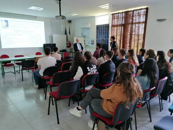 La présentation de la matinée par François Aussourd, secrétaire de l’IHEDN 36