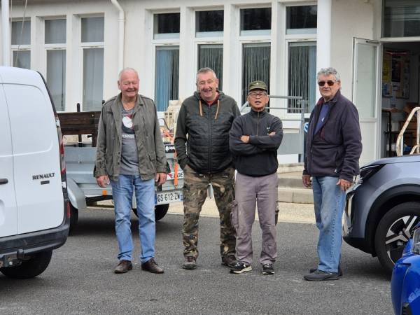 Notre équipe de montage le samedi 7 juin