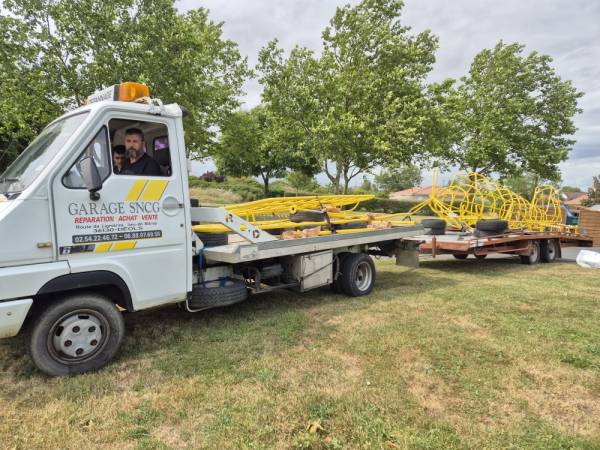 The arrival of the play structure