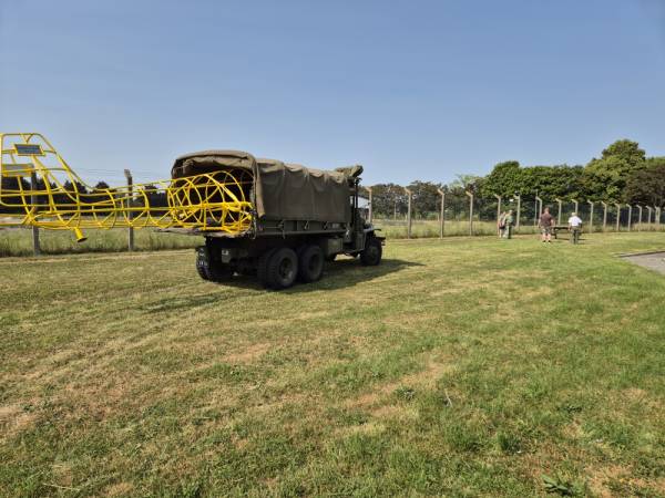 The structure arrives at La Martinerie