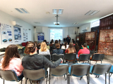 Students from the Léon XIII middle school defense class visiting Les Amis de La Martinerie